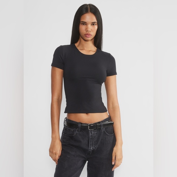 !ARITZIA! like new never worn! - Picture 1 of 5